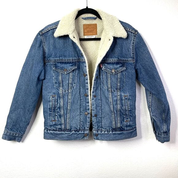 Levi’s Sherpa Denim Jacket Women’s XS Boho Coastal Cowgirl Western Trucker Jean - Picture 2 of 12